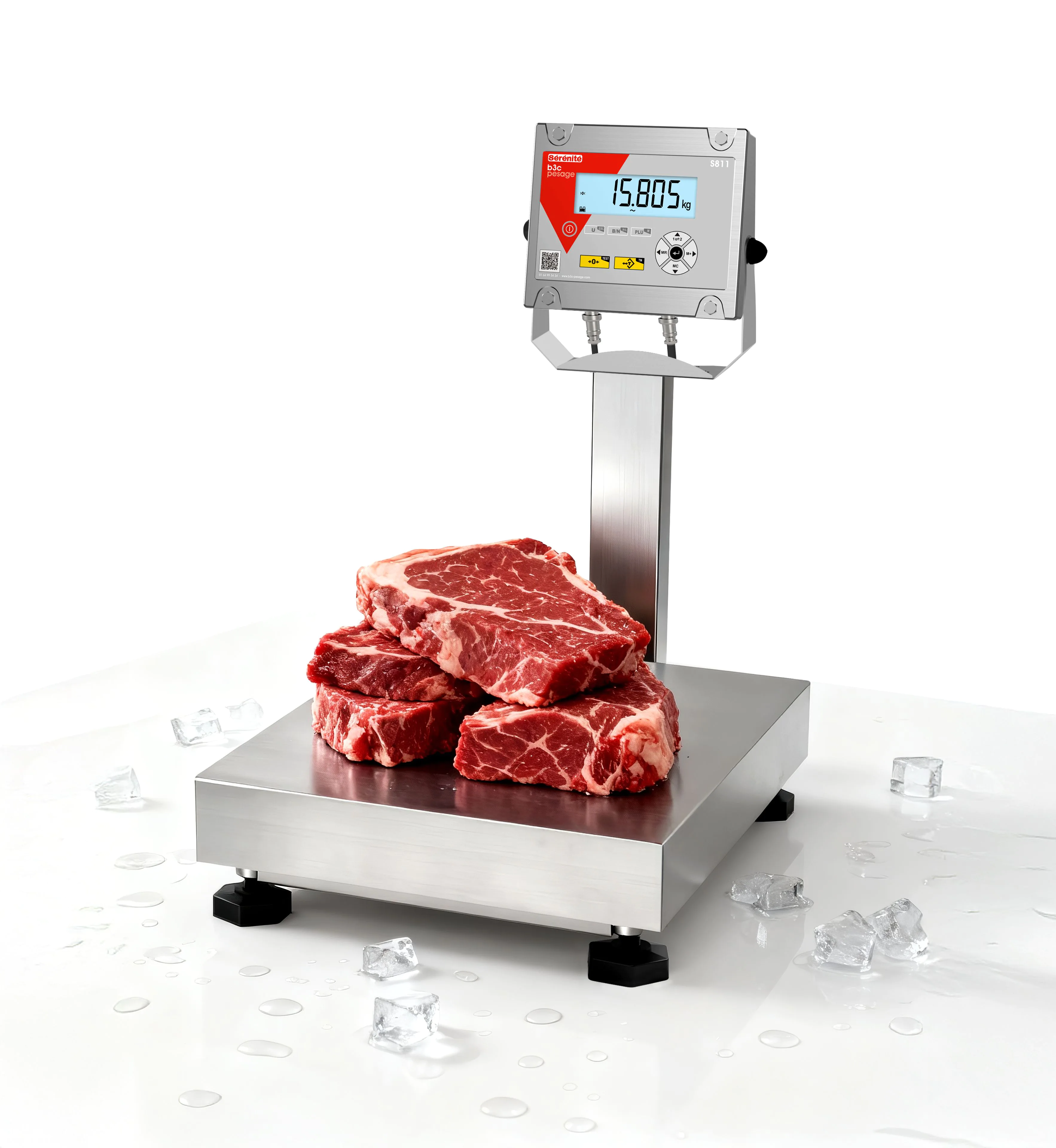 Pièces de viande sur le plateau inox AISI 304 de la balance S811, finition résistante au sel