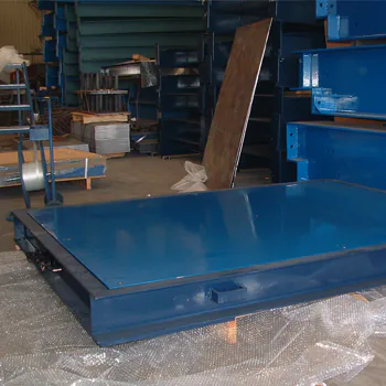Plate-forme haute résistance 2816 HR, tablier acier laqué bleu